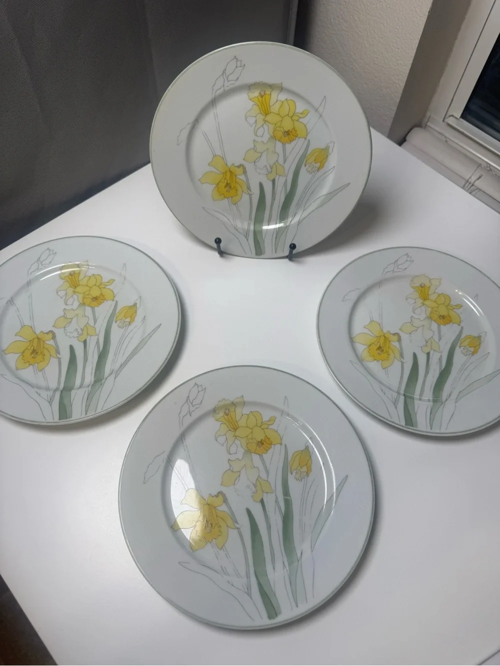 Vintage Block Spal Yellow Daffodil Floral Dinner Plates - Set of 4, 1983